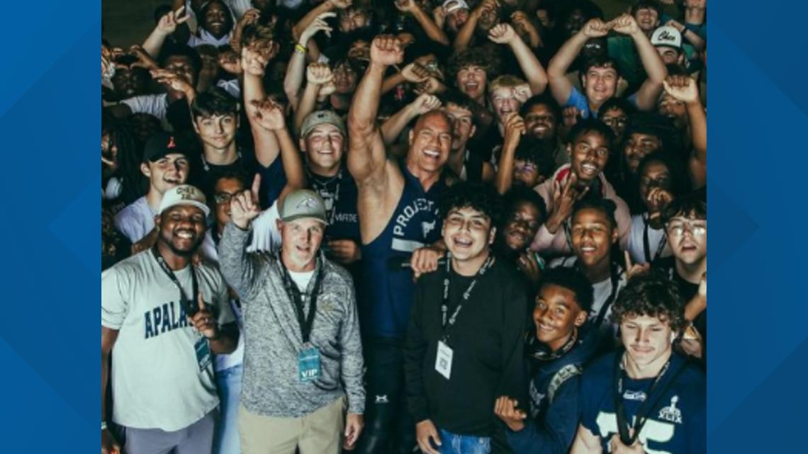 Apalachee High School Football Team Meets The Rock | Wfmynews2.com